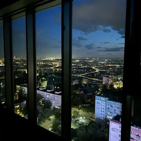 Hanza Tower 21 Floor Black * Szczecin